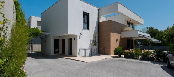 4 bedrooms House in Andalusia, Spain No. 150559 2