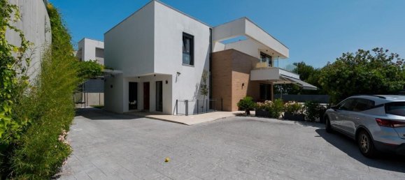 4 bedrooms House in Andalusia, Spain No. 150559 4