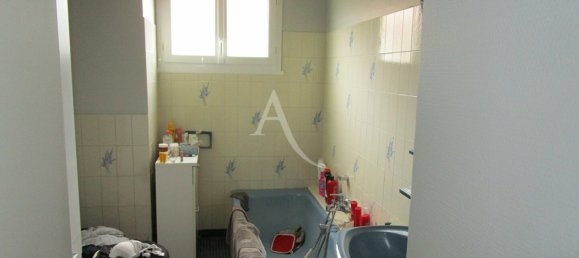 Casa de 3 dormitorios en Saint-Romain-sur-Cher, France No. 241715 5