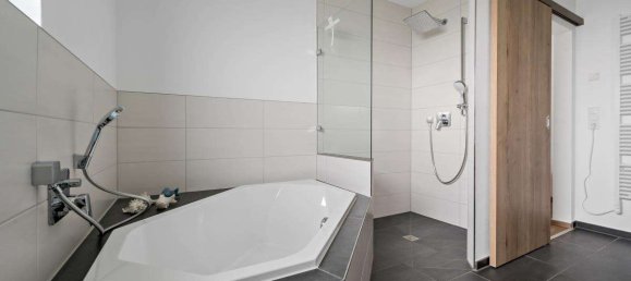 6 bedrooms Townhouse in Zollernalbkreis, Germany No. 14473 23