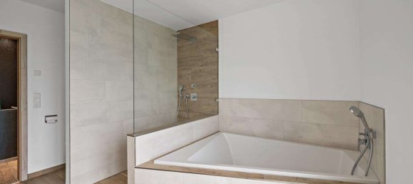 6 bedrooms Townhouse in Zollernalbkreis, Germany No. 14473 14