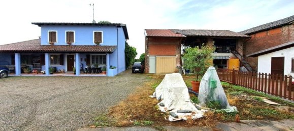 3 rooms House in Villata, Italy No. 67188 2