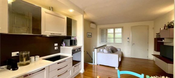 4 Schlafzimmer Wohnung in Montemurlo, Italy, Nr. 369985 15