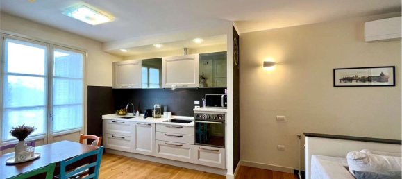 4 Schlafzimmer Wohnung in Montemurlo, Italy, Nr. 369985 13