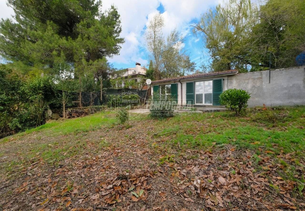 2 bedrooms Apartment in Campagnano di Roma, Italy No. 71381