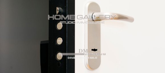 4-Zimmer Wohnung in Genoa, Italy, Nr. 36178 6