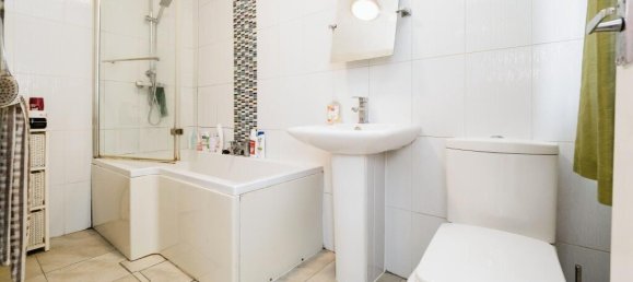 3 bedrooms House in London, United Kingdom No. 11395 12