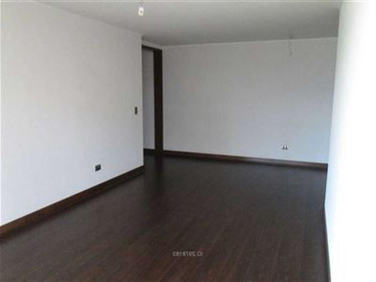 2 bedrooms Apartment in Santiago, Chile No. 3626