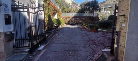 1 Schlafzimmer Wohnung in Genoa, Italy, Nr. 329873 16