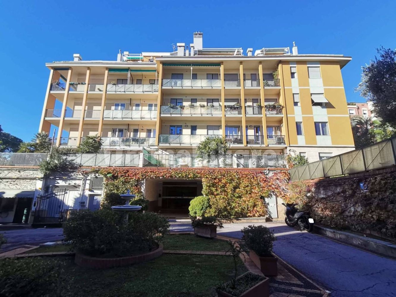 1 Schlafzimmer Wohnung in Genoa, Italy, Nr. 329873