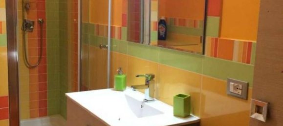 1 Schlafzimmer Wohnung in Genoa, Italy, Nr. 329873 8