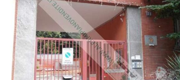 2 bedrooms Apartment in Milan, Italy No. 373125 4