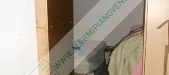 2 bedrooms Apartment in Milan, Italy No. 373125 9