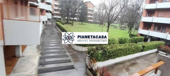 3 rooms Apartment in Bergamo, Italy No. 127903 21