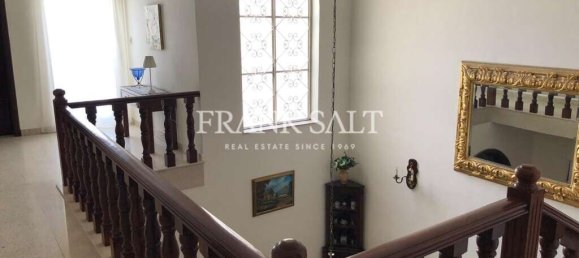 3 غرف نوم فيلا في Attard, Malta رقم 10683 16