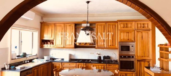 3 غرف نوم فيلا في Attard, Malta رقم 10683 10