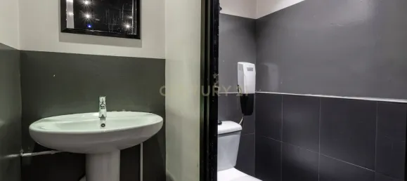 Gewerbliche Immobilie in Sant Joan Despi, Spain 100m², Nr. 165226 15