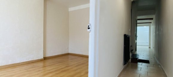 4 Schlafzimmer Haus in Vouziers, France, Nr. 258009 3