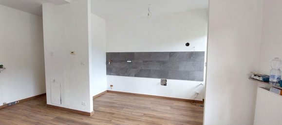 3-salle Appartement à Busalla, Italy No. 142299 5