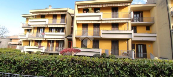 3 rooms Apartment in Veduggio con Colzano, Italy No. 31561 15