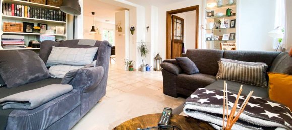 9 rooms Building in Burscheid, Germany No. 341944 50