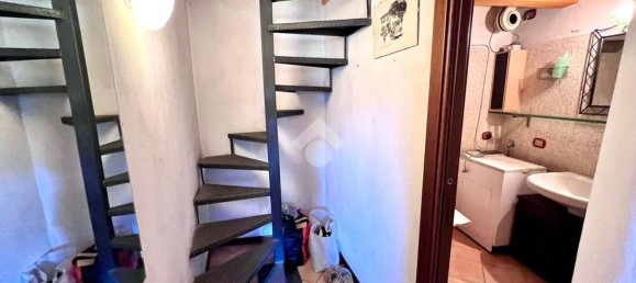 Casa de 6 habitaciónes en Solto Collina, Italy No. 211471 20