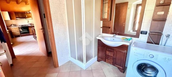 Casa de 6 habitaciónes en Solto Collina, Italy No. 211471 28