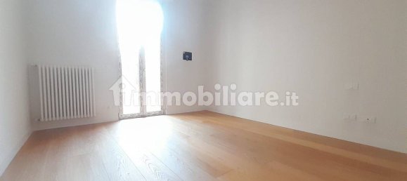 2 bedrooms Apartment in Florence, Italy No. 10799 4