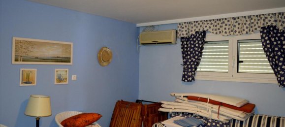 Propiedad comercial de 4 dormitorios en Anavyssos, Greece No. 6222 13