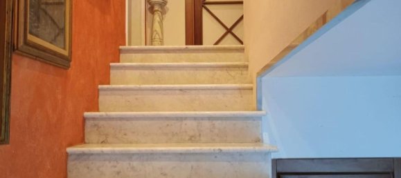 6 rooms Villa in Carrara, Italy No. 45843 6