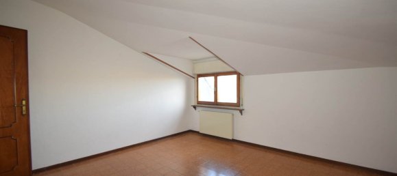 3 rooms Apartment in Rivergaro, Italy No. 214908 10