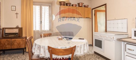 Квартира с 2 спальнями в Баголино, Италия № 352717 15