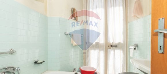 Квартира с 2 спальнями в Баголино, Италия № 352717 17