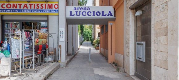 3غرفة شقة في Santa Marinella, Italy رقم 277579 10