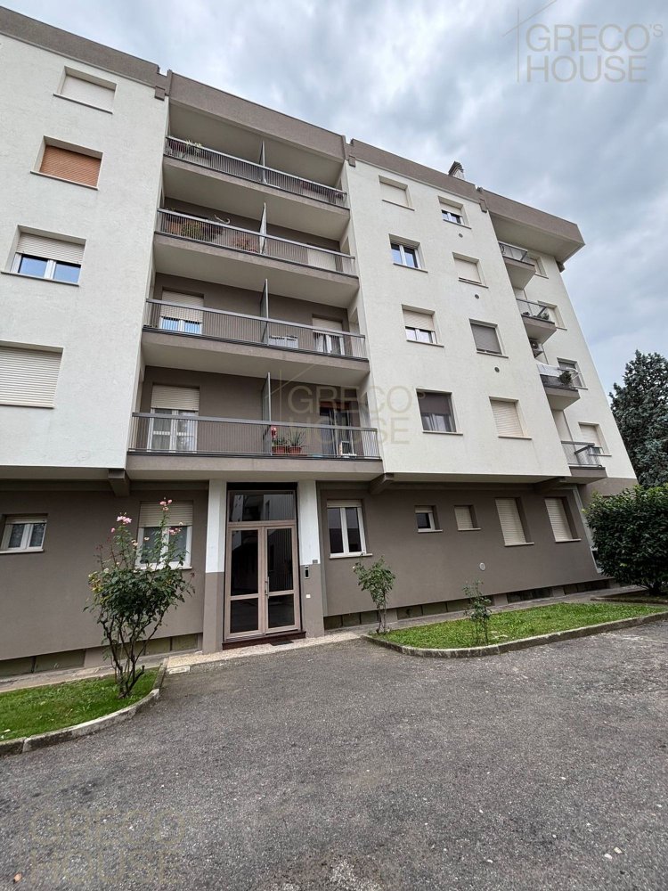 1 bedroom Apartment in Rescaldina, Italy No. 392287