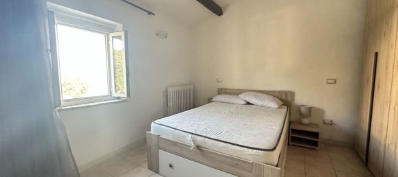 3-salle Appartement à Montemarciano, Italy No. 73107 10
