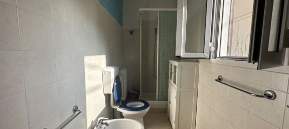 3-salle Appartement à Montemarciano, Italy No. 73107 14