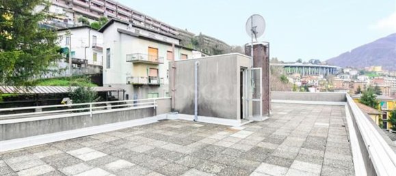 3 rooms Apartment in Como, Italy No. 32254 22