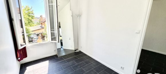Apartamento de 1 dormitorio en Colombes, France No. 291248 3