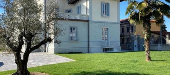 Villa T11 em Udine, Italy N.º 334915 12