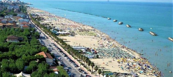 7 rooms House in Porto San Giorgio, Italy No. 87496 12