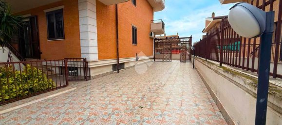 5-salle Appartement à San Severo, Italy No. 11654 26