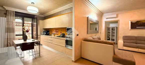 5-salle Appartement à San Severo, Italy No. 11654 9