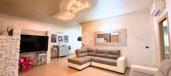 5-salle Appartement à San Severo, Italy No. 11654 6