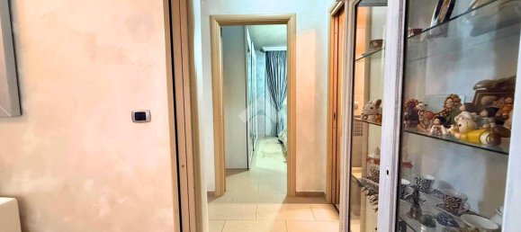 5-salle Appartement à San Severo, Italy No. 11654 12