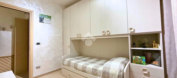 5-salle Appartement à San Severo, Italy No. 11654 21