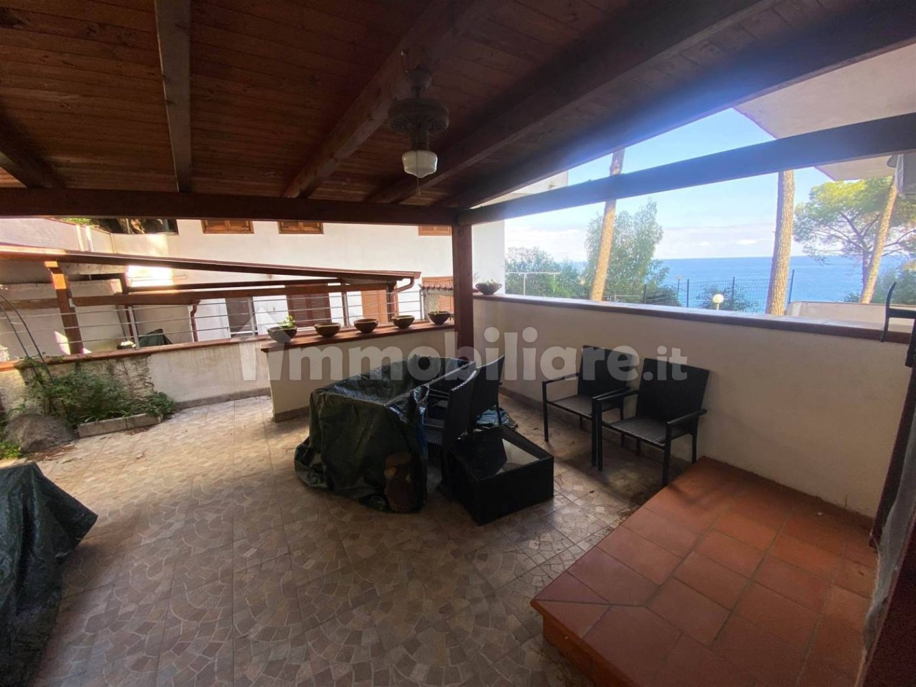 Apartamento de 1 dormitorio en Stalettì, Italy No. 222675