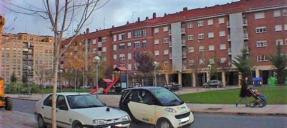 1320m² Commercial property in Logrono, Spain No. 153220 26