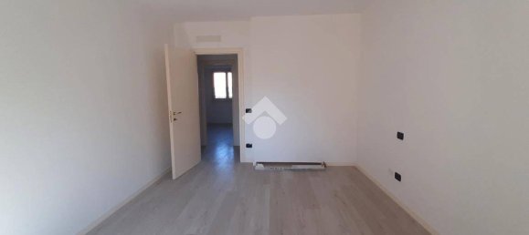 2 Schlafzimmer Wohnung in Bergamo, Italy, Nr. 310221 11