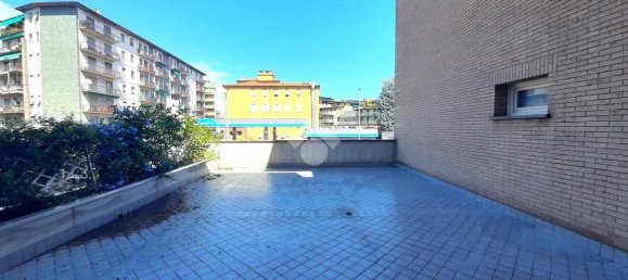 2 Schlafzimmer Wohnung in Bergamo, Italy, Nr. 310221 5